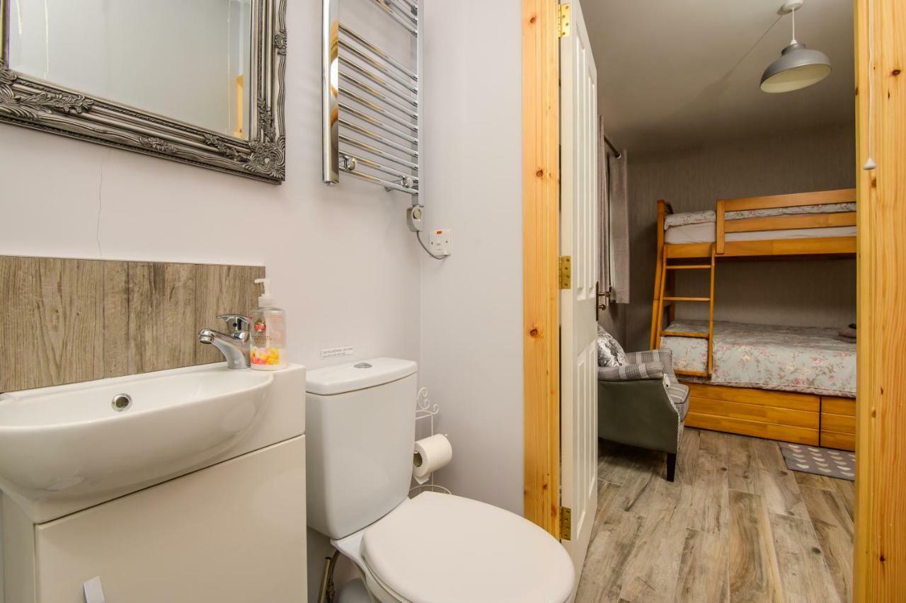 Annslea Hotel Lisburn Ngoại thất bức ảnh